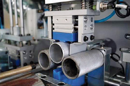 Automatic loading/unloading device