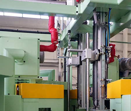 Spraying device